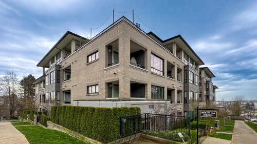 203-1306 Fifth Avenue, New Westminster, BC 