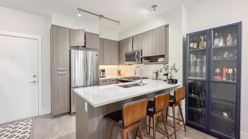 203-1306 Fifth Avenue, New Westminster, BC 