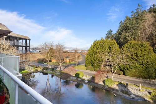 320-1120 Tsatsu Shores Drive, Tsawwassen, BC 