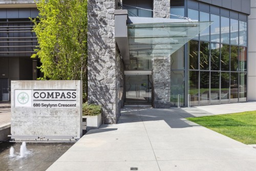 1608-680 Seylynn Crescent, North Vancouver, BC 