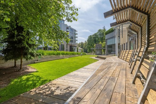 1608-680 Seylynn Crescent, North Vancouver, BC 