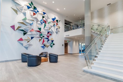 1608-680 Seylynn Crescent, North Vancouver, BC 