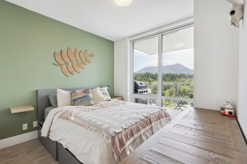 1608-680 Seylynn Crescent, North Vancouver, BC 