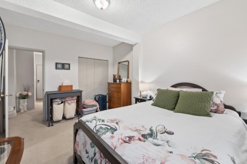 318-1655 Nelson Street, Vancouver, BC 