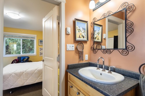 1051 Gower Point Road, Gibsons, BC 