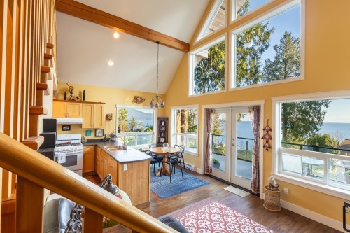 1051 Gower Point Road, Gibsons, BC 