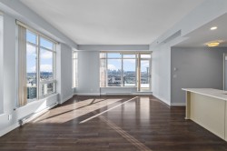 3202-2077 Rosser Avenue  Burnaby, BC V5C 0G6