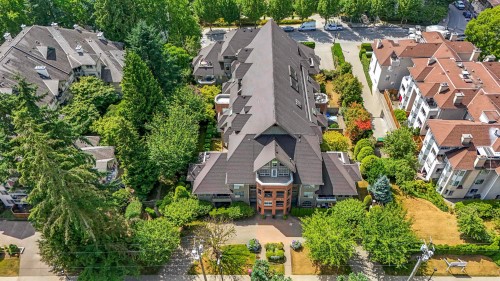 401-1154 Westwood Street, Coquitlam, BC 