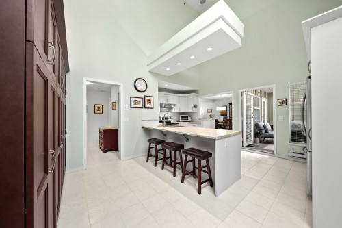 401-1154 Westwood Street, Coquitlam, BC 