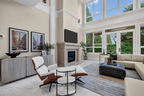 8168 Hunter Street, Burnaby, BC 