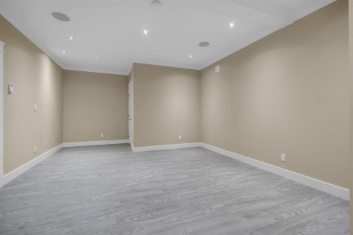 8168 Hunter Street, Burnaby, BC 