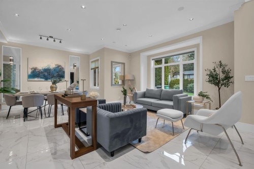 8168 Hunter Street, Burnaby, BC 