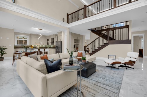 8168 Hunter Street, Burnaby, BC 