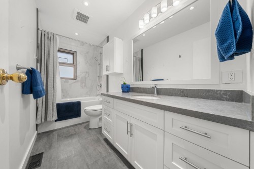 667 Fairway Drive, North Vancouver, BC 