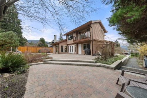 667 Fairway Drive, North Vancouver, BC 