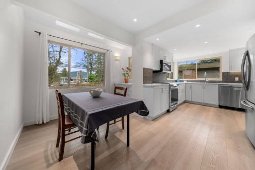 667 Fairway Drive, North Vancouver, BC 