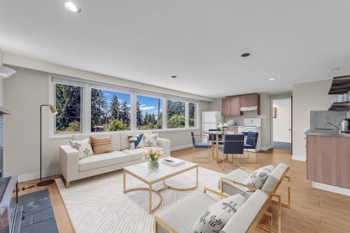 472 Crestwood Avenue, North Vancouver, BC 