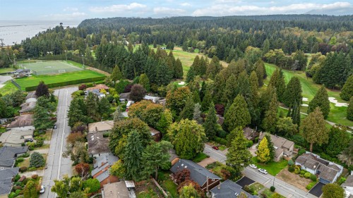 4262 Yuculta Crescent, Vancouver, BC 