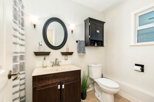 792 Anderson Crescent, West Vancouver, BC 