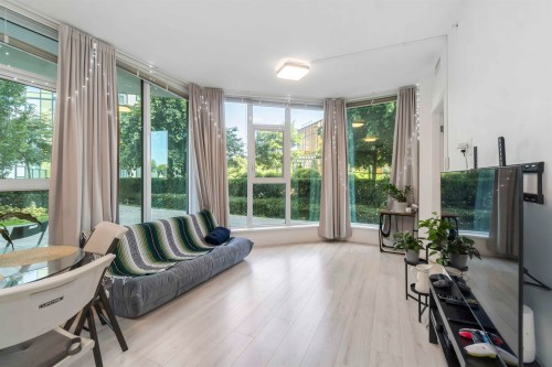 402-7388 Kingsway, Burnaby, BC 