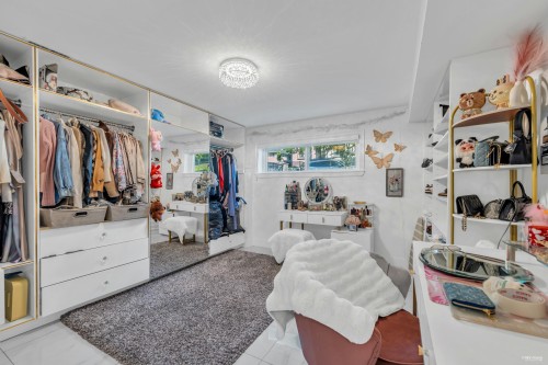 8025 Borden Street, Vancouver, BC 