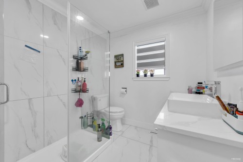 8025 Borden Street, Vancouver, BC 