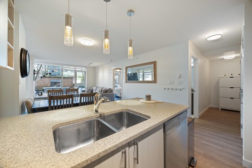 206-608 Belmont Street, New Westminster, BC 