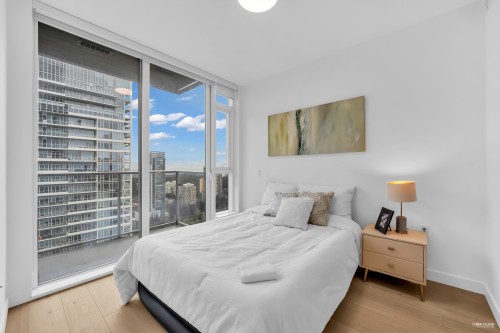 3303-6000 Mckay Avenue, Burnaby, BC 