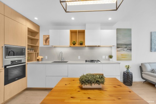 3303-6000 Mckay Avenue, Burnaby, BC 