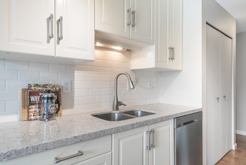 213-230 Mowat Street, New Westminster, BC 