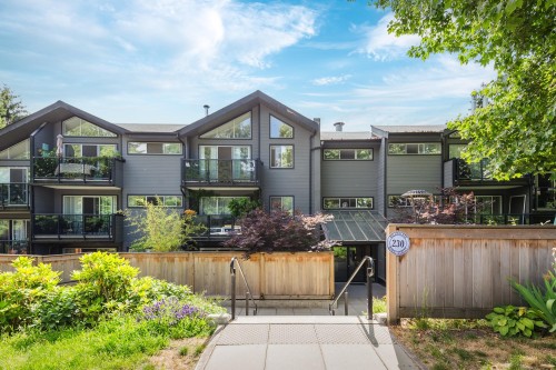 213-230 Mowat Street, New Westminster, BC 