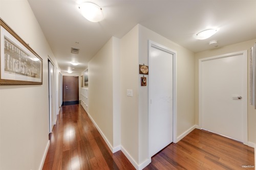 2705-918 Cooperage Way, Vancouver, BC 