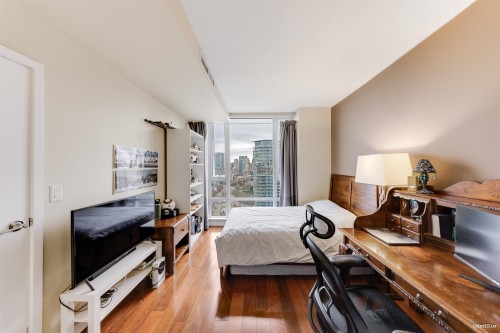 2705-918 Cooperage Way, Vancouver, BC 