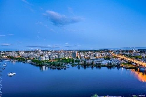 2705-918 Cooperage Way, Vancouver, BC 