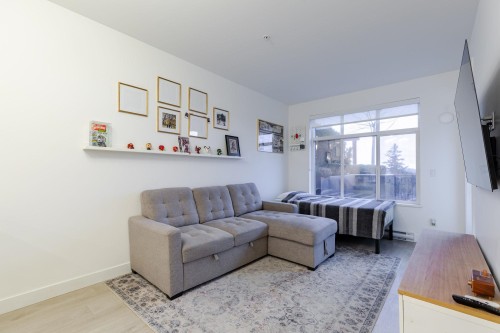 211-808 Gauthier Avenue, Coquitlam, BC 