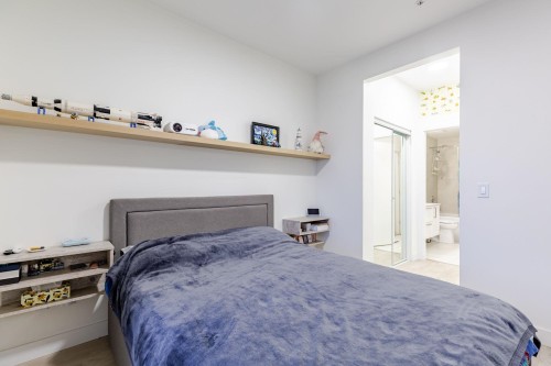 211-808 Gauthier Avenue, Coquitlam, BC 