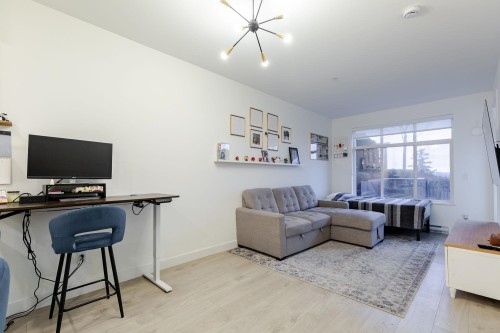 211-808 Gauthier Avenue, Coquitlam, BC 