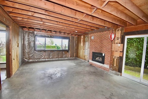 631 Wyngaert Road, Gibsons, BC 