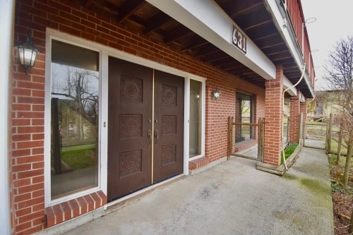 631 Wyngaert Road, Gibsons, BC 