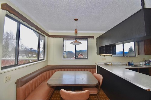 631 Wyngaert Road, Gibsons, BC 