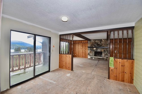 631 Wyngaert Road, Gibsons, BC 