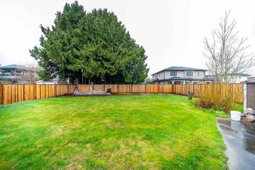 7111 Cavelier Court, Richmond, BC 