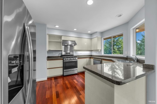 5456 Keith Road, West Vancouver, BC 