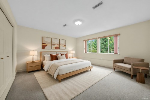 5456 Keith Road, West Vancouver, BC 