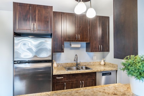 222-3921 Carrigan Court, Burnaby, BC 