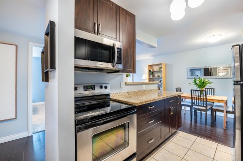 222-3921 Carrigan Court, Burnaby, BC 