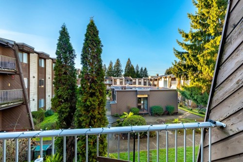 222-3921 Carrigan Court, Burnaby, BC 