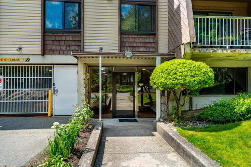 222-3921 Carrigan Court, Burnaby, BC 