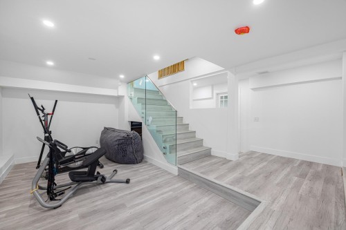 4621 Caulfeild Drive, West Vancouver, BC 