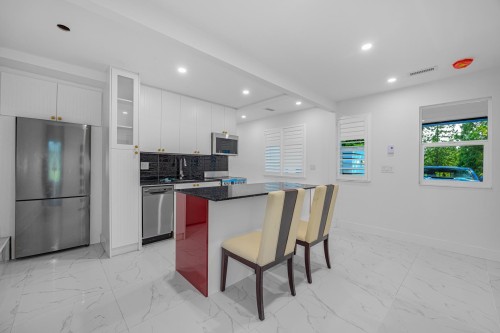 4621 Caulfeild Drive, West Vancouver, BC 